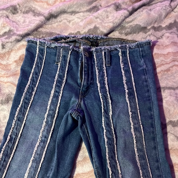 wild fable flare - Picture 1 of 3